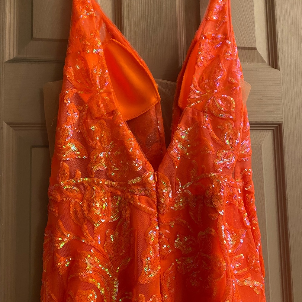 Prom Dress - Picture 4 of 7